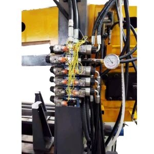 Buy cheap High Quality H Beam Band Saw Cutting Machine Automatic H/I/U beam Band Sawing Machine from wholesalers