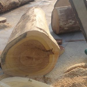 Smoking Sapele Pommele Engineered Oak Veneer Thickness 0.18-0.6mm For Wall Panel