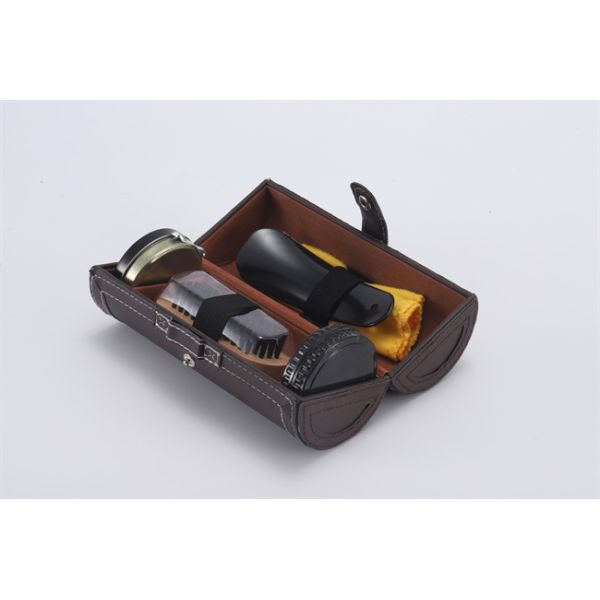 Quality Shoe Shine Kit Men Shoe Polish Suit In PU Leather Case Premium Travel Cleanup Set OEM for sale