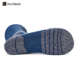 Breathable Thick Winter Socks Warm Merino Wool Crew Socks Custom