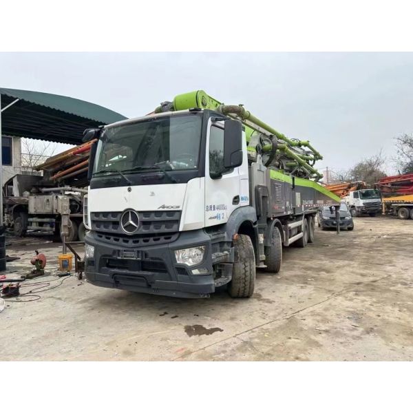 Sell Used Zhonglian 63 Meters Concrete Pump Truck, The Price Is Beautiful