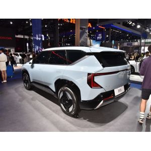 Buy cheap 2023 KIA EV5 Left Hand Drive 5 Seat Luxury SUV Electric Car with 700km Long Range and Fast 27min Charging Time from wholesalers