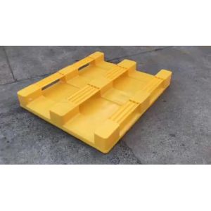 Buy cheap 1200*800 euro pallet heavy duty 3 runners hygienic plastic pallet from wholesalers