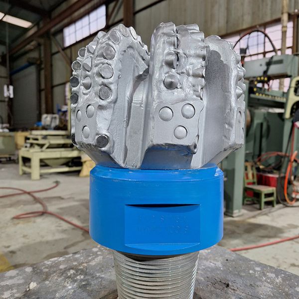 Quality Drilling Rig PDC Drill Bit 5-7/8 "  Diamond Drilling Tool Of Oilfield for sale