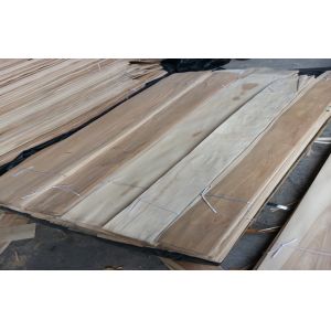 Buy cheap Ceiling Panels Smooth Birchwood Veneer Crown Cut Cross Grain from wholesalers
