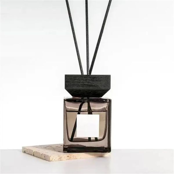 China Luxury Decorative Flameless Design Home Fragrance Glass Reed Diffuser Bottle on sale China Luxury Decorative Flameless Design Home Fragrance Glass Reed Diffuser Bottle on sale