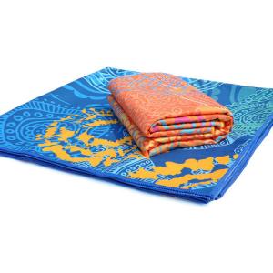 China Sandfree Oversized Beach Towels Excellent Water Absorption Solid Color Cotton Fabric on sale