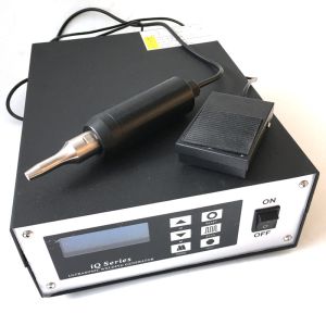China 1 Year Warranty 20KHz 220V 2000W Ultrasonic Welding Equipment on sale