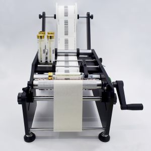 China Manual round bottle labeler sticker labeling machine works by hand TB-26S on sale