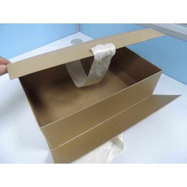 Buy cheap ODM Magnetic Gift Foldable Cardboard Boxes 4C Packaging 500pcs from wholesalers