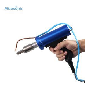 Buy cheap 35kHz Ultrasonic Sealing And Cutting Machine For PVC Materials from wholesalers