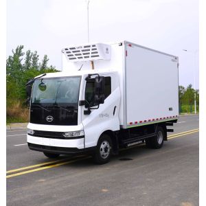 Buy cheap Multifunctional 4x2 Refrigerated Box Truck Euro 4 Emission Standard Customized from wholesalers