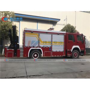 Buy cheap Howo 6 Wheel 290HP Firefighter Truck With 5T Knuckle Crane from wholesalers