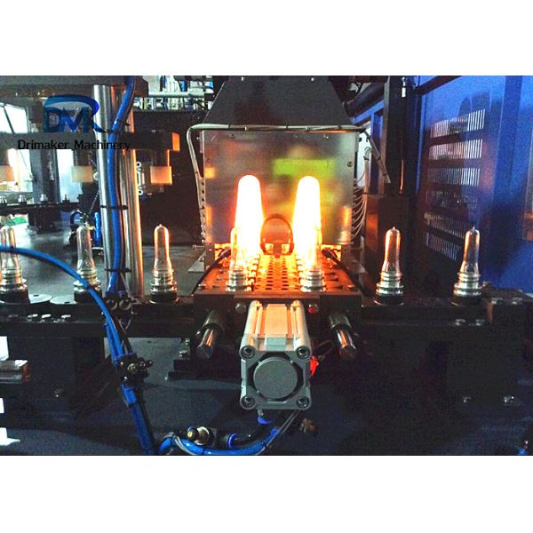 4 Cavity Bottle Blowing Machine 4000 Bottles Per Hour Capacity Pet Blow Moulding Machine