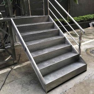 2 Ton Homogenizer Emulsifier Mixer , Steam Heated Shampoo Making Machine