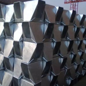 Road Safety W Beam Guardrail with Q235 SJ235R Material and ISO9001 2008