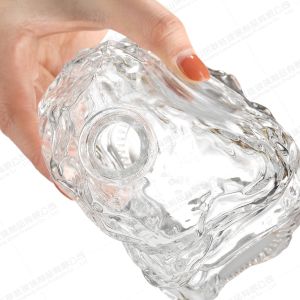 Custom Size Accepted Crystal Whiskey Brandy Decanter with Gold Glass Bottle Cap