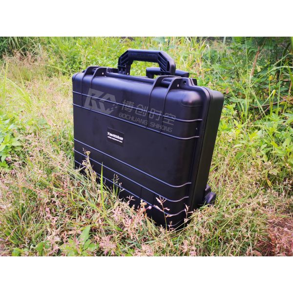 Buy cheap UAV reaction equipment 433MHz / 915MHz / 1.2g/1.5g/2.4g/5.8g multi frequency UAV jammer 1500 meters away from UAV from wholesalers