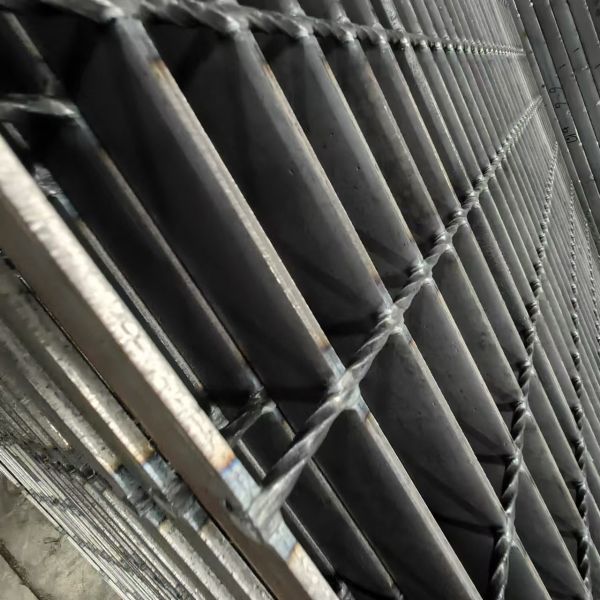 Quality Stainless Steel Anti Slip Grating Easy To Install Excellent Durability And Corrosion Resistance for sale