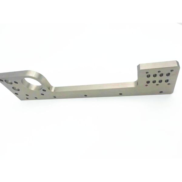 Nickel Plating Precision Machinery Parts , Anti Rust CNC Tooling Plate