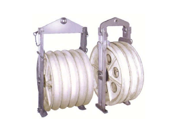 China Cable Pulling Tools 916mm Diameter Conductor Stringing Pulley Blocks on sale