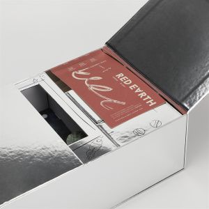Buy cheap Luxury Magnetic Small Recycled Cardboard Boxes Glossy / matt lamination from wholesalers