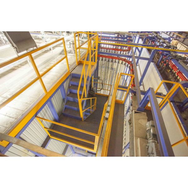Quality Pre-treatment Vertical Powder Coating Line Of Aluminium Alloy Profile for sale