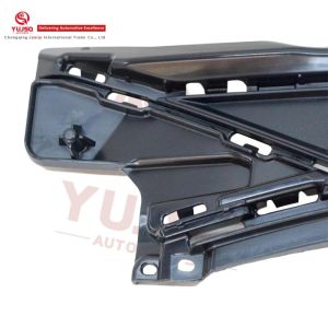 Buy cheap OEM Plastic Car Grille for Audi Q7 2020-2023 Front Bumper Grille Replacement from wholesalers