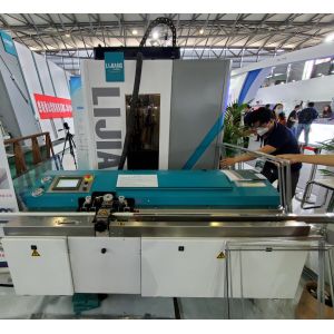 China Automatic Butyl Sealant Extruder Machine With Big Butyl Barrel on sale