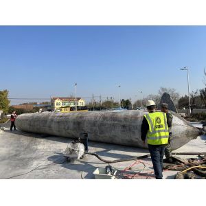 China Black Heavy Duty Inflatable Marine Airbags with Pressure Range 0.2-0.4Mpa on sale