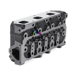 Machinery Engine Parts D722 Cylinder Head Kubota 1G962-03045 Tractor Engine