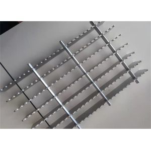 Buy cheap Paint Spraying 32 X 5mm Swaged Grating Serrated With Walkways from wholesalers