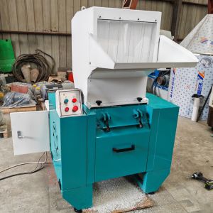 Powerful Plastic Mixer Crusher with WEG/Siemens Motor and ABB/Delta Inverter