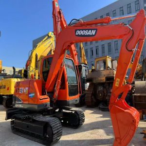 Buy cheap Pre-owned Doosan DX75 Compact Versatile Mini Used Excavator from wholesalers