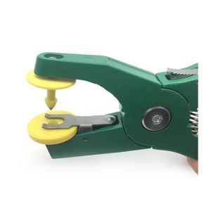 134.2KHZ animal tracking tag , RFID Ear Tag for Cattle Sheep Pig