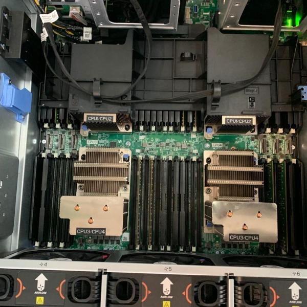 Hot Sale Dells R940XA server 8bay Gold 5115*2 300G*2 SAS SATA H730P 1100W*2 power supply