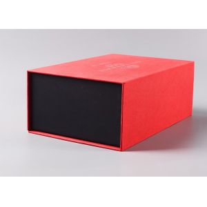 Fancy Paper Paper Packaging Boxes With Magnetic Closure And Silver Stamp For