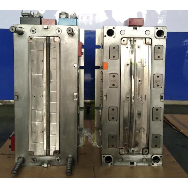Quality Precision Automotive Plastic Mould with Engel injection machine for Lens for sale