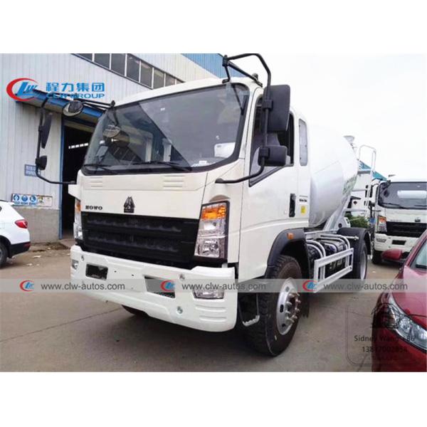 Quality SINOTRUK HOWO 4x2 LHD 4000L Concrete Mixer Truck for sale