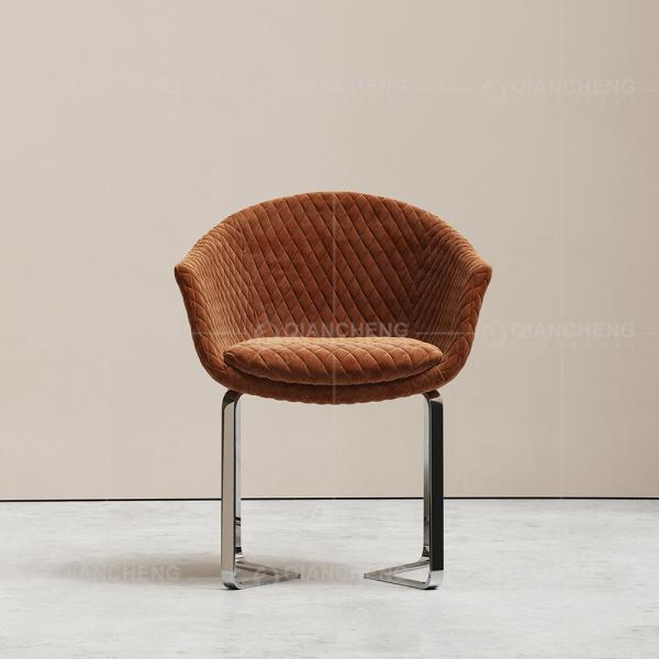 Fabric 0.22cbm Luxury Dining Table Chairs 54x64x92cm Nordic Style