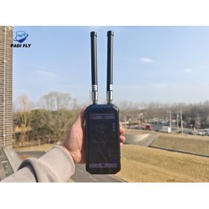 Buy cheap High-Quality 0~3km Ultra Long Distance 70MHz~6GHz Ultra Wide Channel Signal Detection Handheld Detector for Anti Drone System from wholesalers