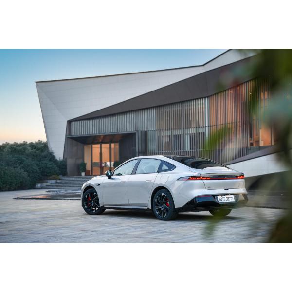 Experience the Future of Driving with Dongfeng e 007 2024 Hybrid/Electric Car 5 Seats Luxury Hatchback Ev Energy Vehicle