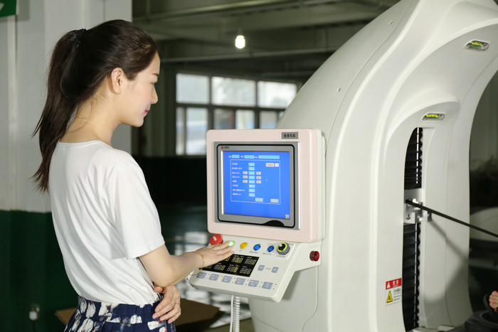 Quality High Power Back Decompression Machine Decompression Traction System for sale Buy cheap High Power Back Decompression Machine Decompression Traction System product