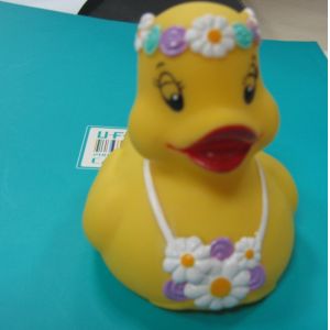 Buy cheap Wedding Bride / Groom Christmas Rubber Duck Floating Water Resistant OEM from wholesalers