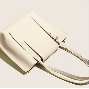 Buy cheap Armpit White Leather Tote Handbags BSCI Zip Top Tote Bag from wholesalers