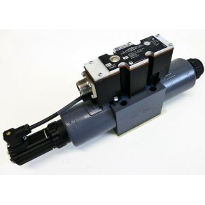 Buy cheap Rexroth R900927230 4WREE10E75-23/G24K31/A1V 4WREE10E75-2X/G24K31/A1V Proportional Directional Valves from wholesalers