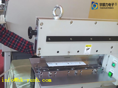 Quality Electronics PCB Depanelizer , Linear Blades Pcb Depaneling Equipment for sale