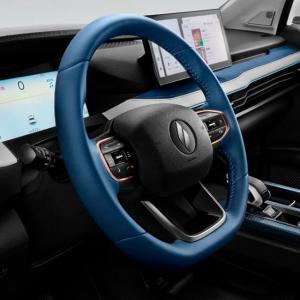 Geely Livan Electric Auto 5-Door 6-Seater Energy Vehicle with Longest Wheelbase