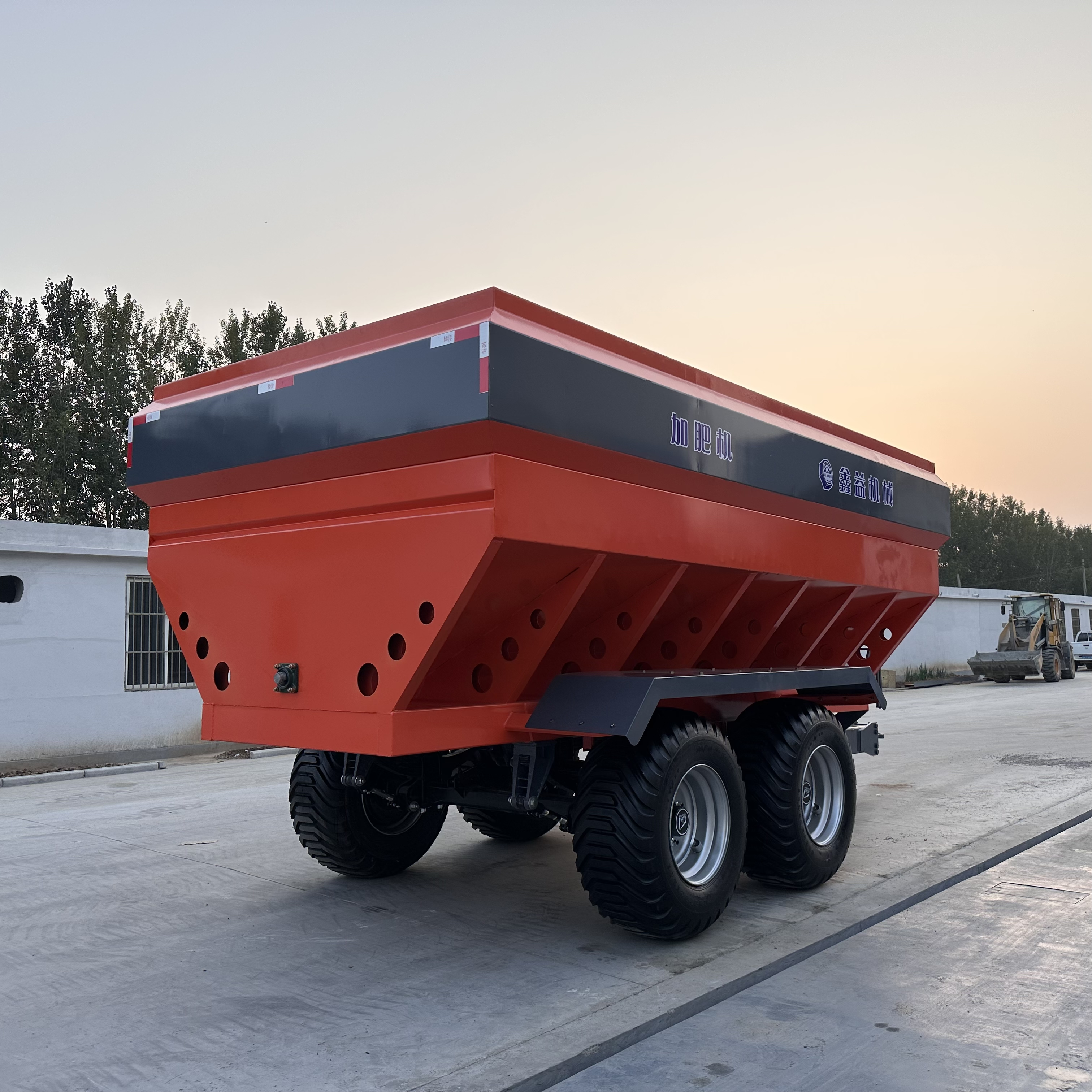 Buy cheap 20 Cubes Grain and Fertilizer Transport Trailer with 24T Loading Capacity and 180hp Supporting Power from wholesalers