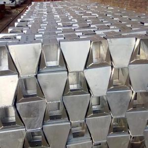 Road Safety W Beam Guardrail with Q235 SJ235R Material and ISO9001 2008